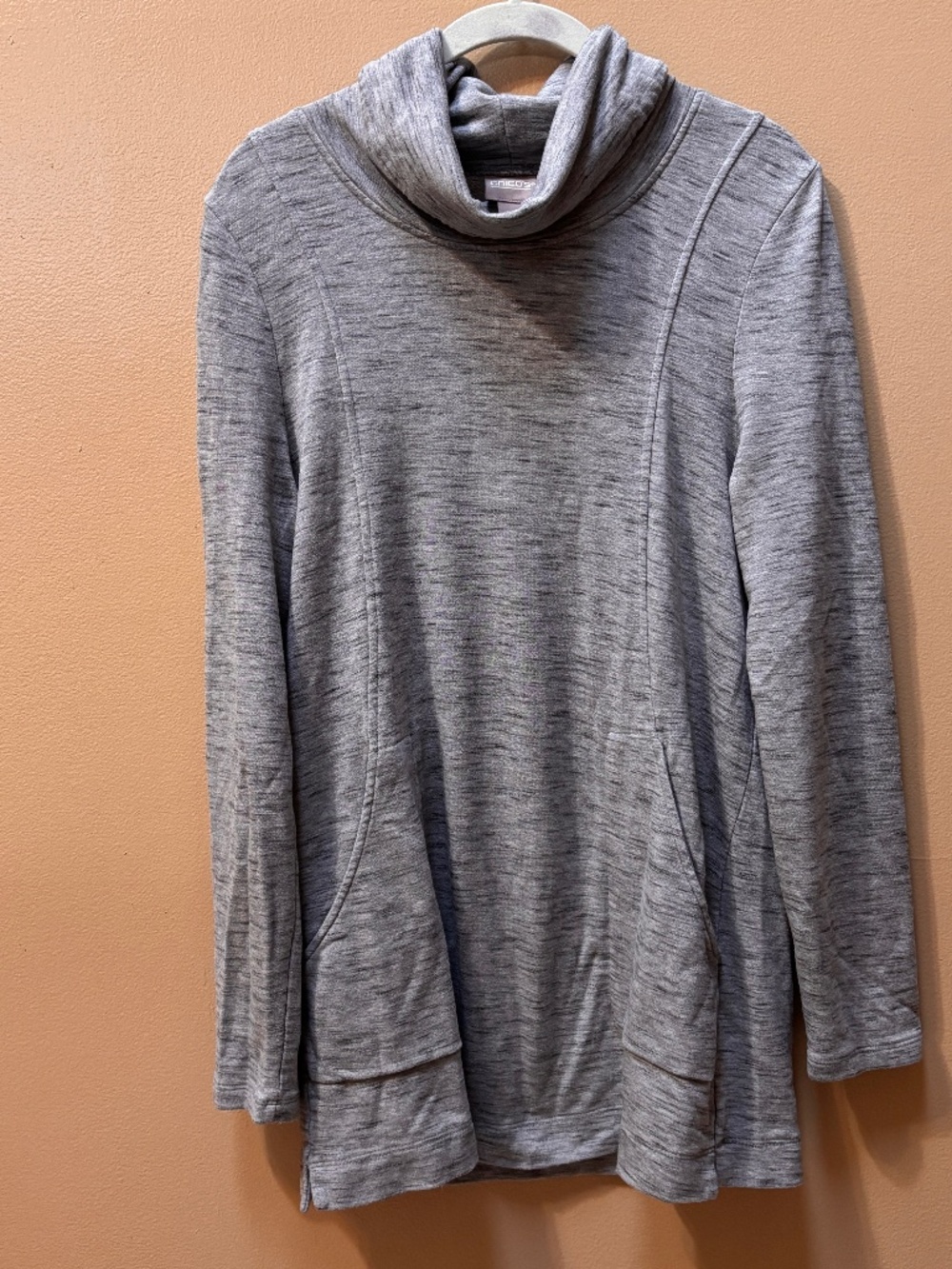 Chicos Gray Cowl Neck Stretchy Long Sleeve Tunic With Pockets Size 0